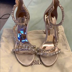 Badgley mischka heels
